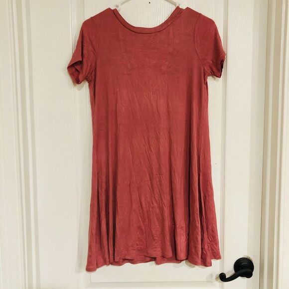 Love Cameron Women's Short Sleeve Casual Soft Jersey Dress Mauve Size Small‎ NWT - Picture 1 of 5